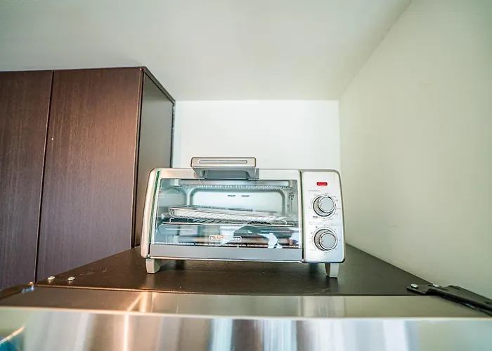Near Art District With Gym Pool And Free Parking Apartment *